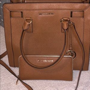 Michael Kors Large Handbag with Full-size Wallet